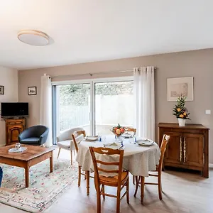  Appartement Kereon France