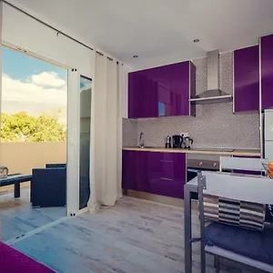 https://mareverde-apartament.in-canary-islands.com
